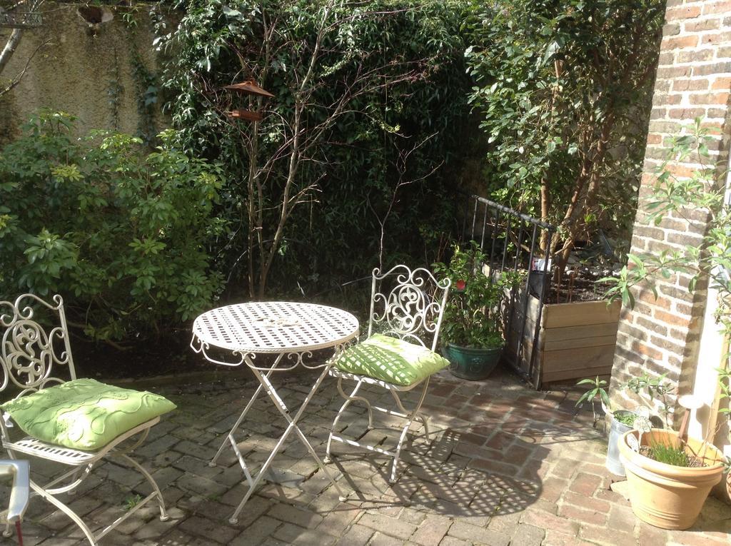 Chambre Le Nid Du Phare Avec Jacuzzi Honfleur Rom bilde